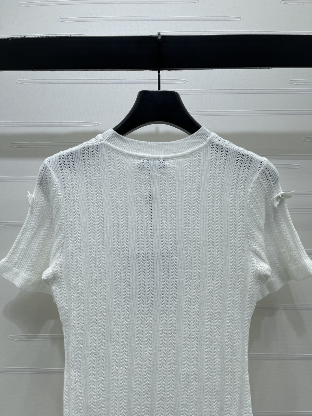Women's short sleeves